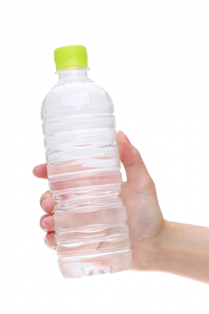 ペットボトル水